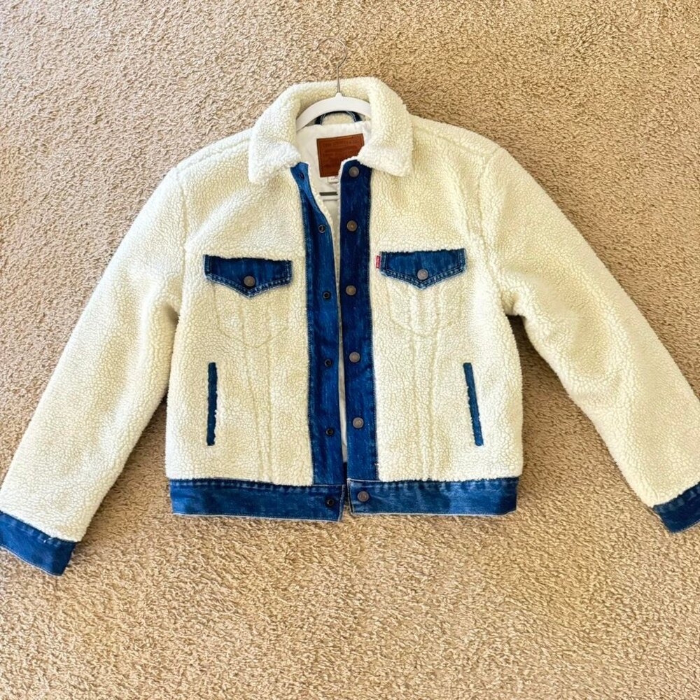 LEVIS Sherpa and Jean jacket